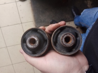 Замена сайлентблоков Mitsubishi Proudia  в Жуковском